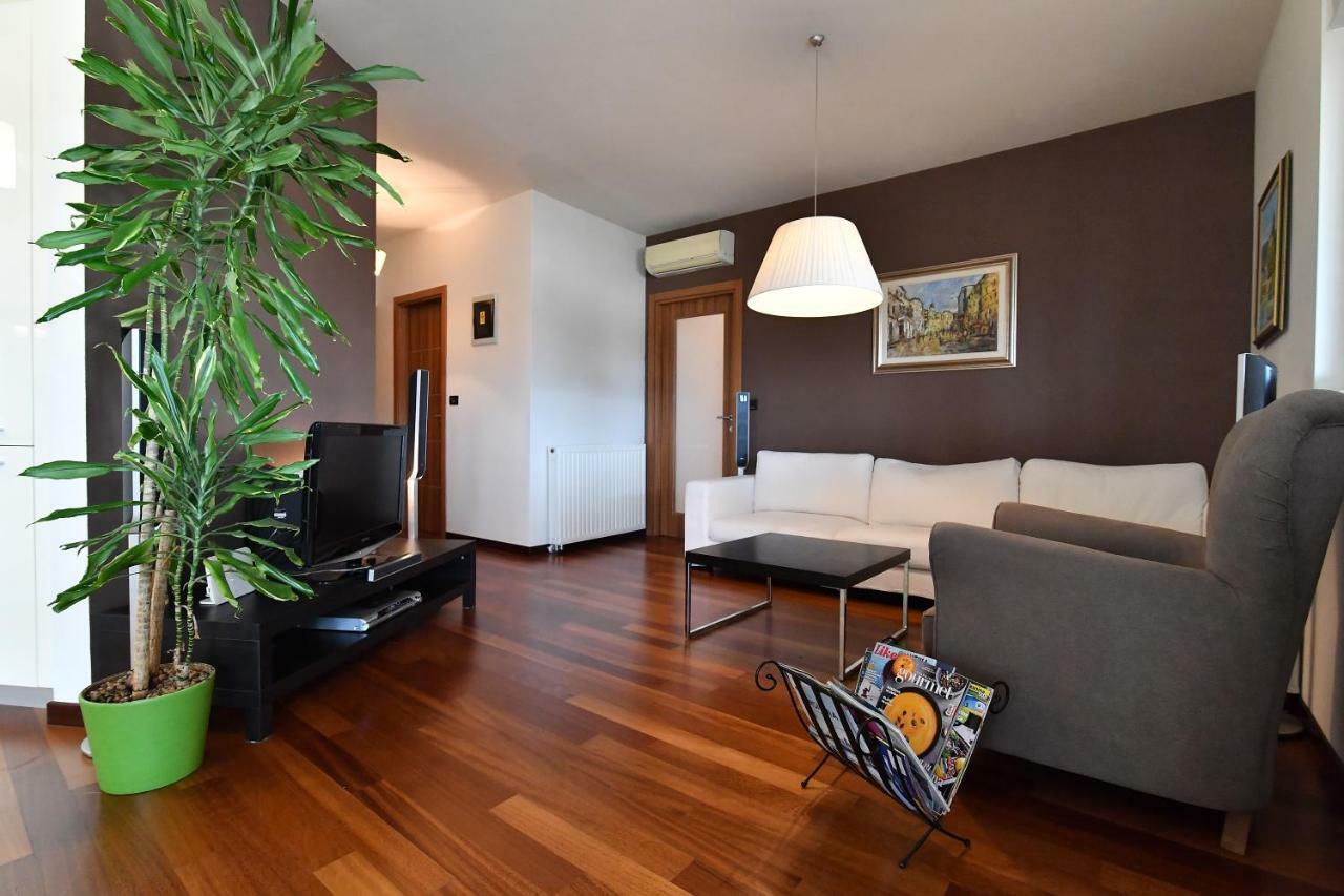 City Penthouse Vita Pula Zewnętrze zdjęcie