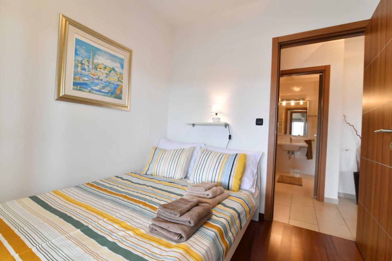 City Penthouse Vita Pula Zewnętrze zdjęcie