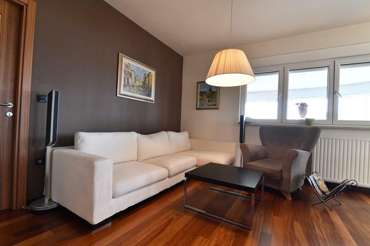 City Penthouse Vita Pula Zewnętrze zdjęcie