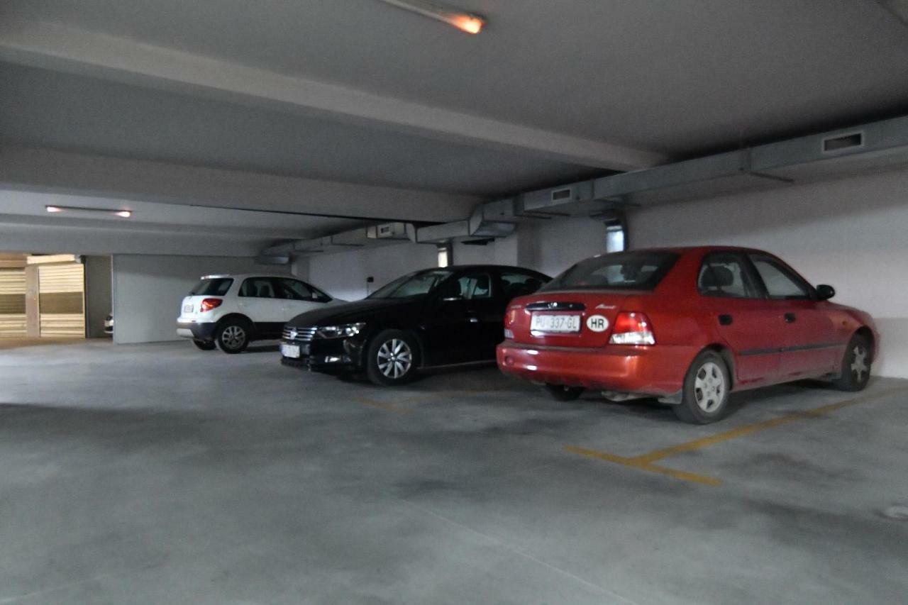 City Penthouse Vita Pula Zewnętrze zdjęcie