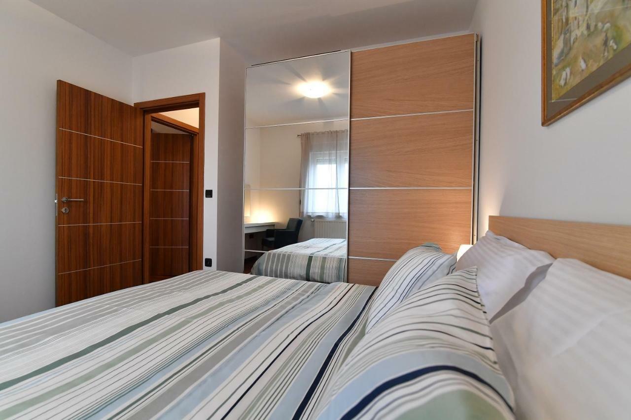 City Penthouse Vita Pula Zewnętrze zdjęcie