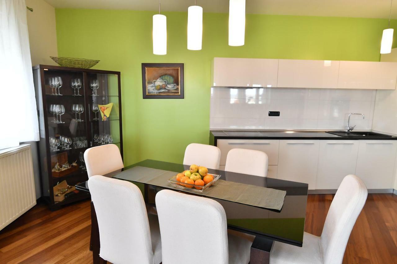 City Penthouse Vita Pula Zewnętrze zdjęcie